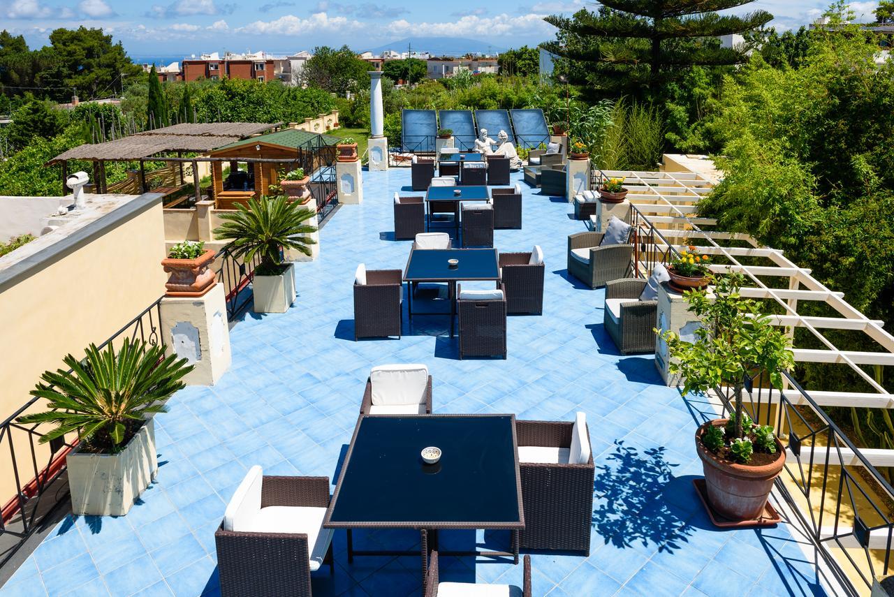 Hotel Bussola Анакапри Екстериор снимка